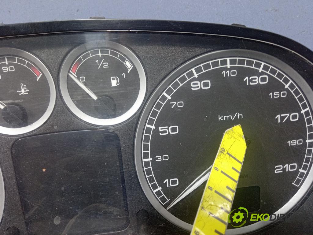 Peugeot 307 2003 prístrojovka/ budíky 9636708880