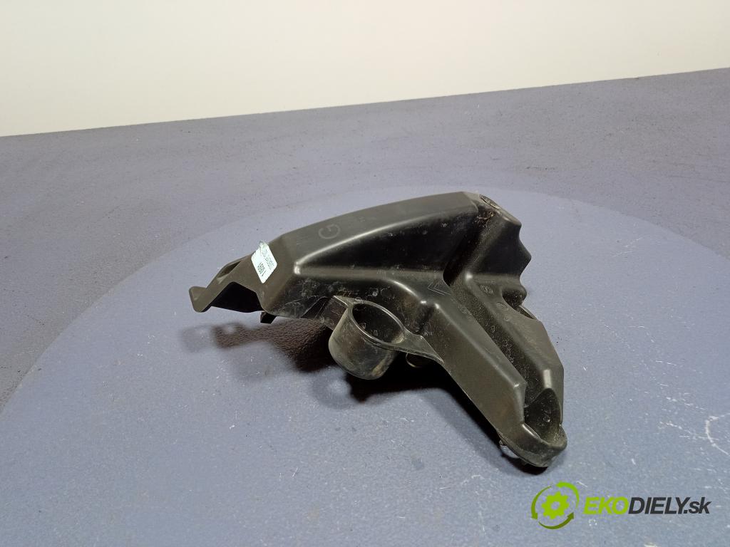 Citroen C4 2015 nárazník Zad: 9671247180