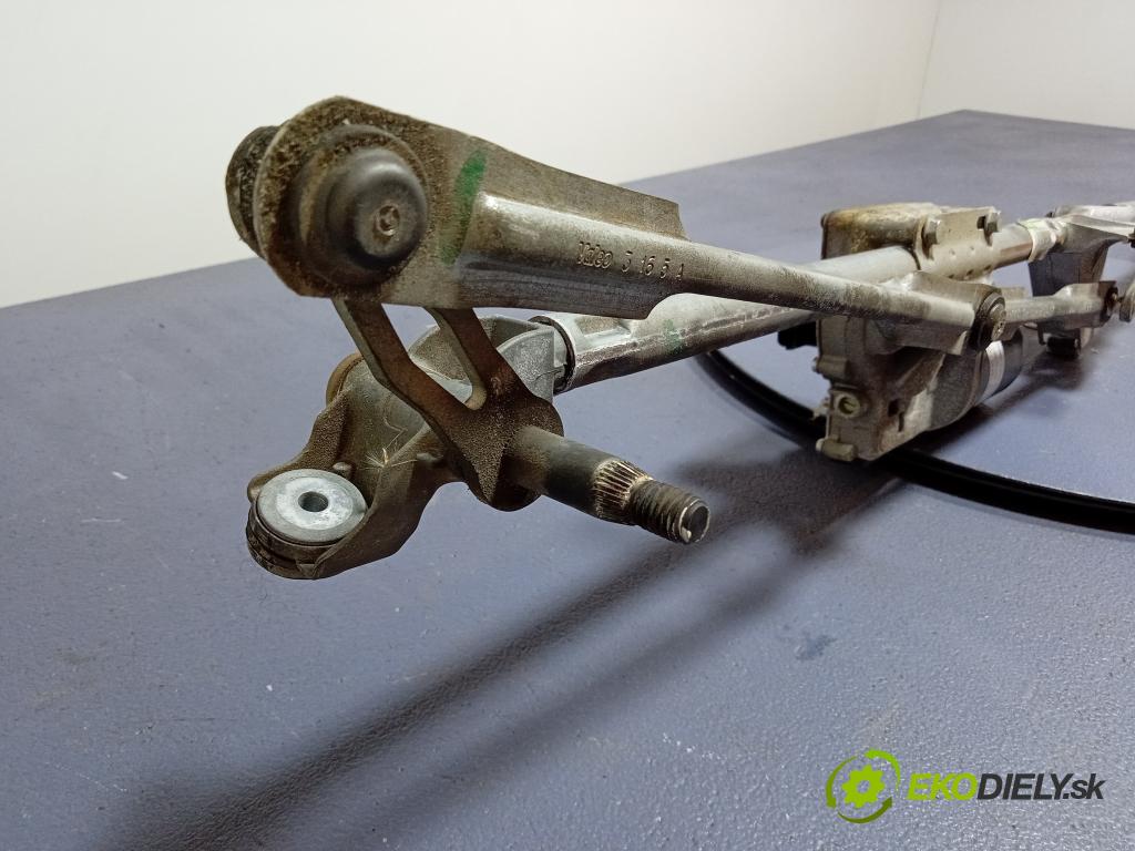 Citroen C4 2015 mechanismus motorek Stěrače: před 9687382580