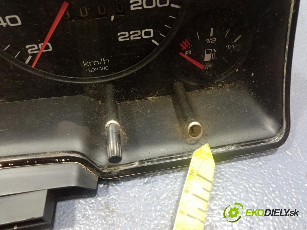 Audi 80 1994 prístrojovka/ budíky 8A0919033K