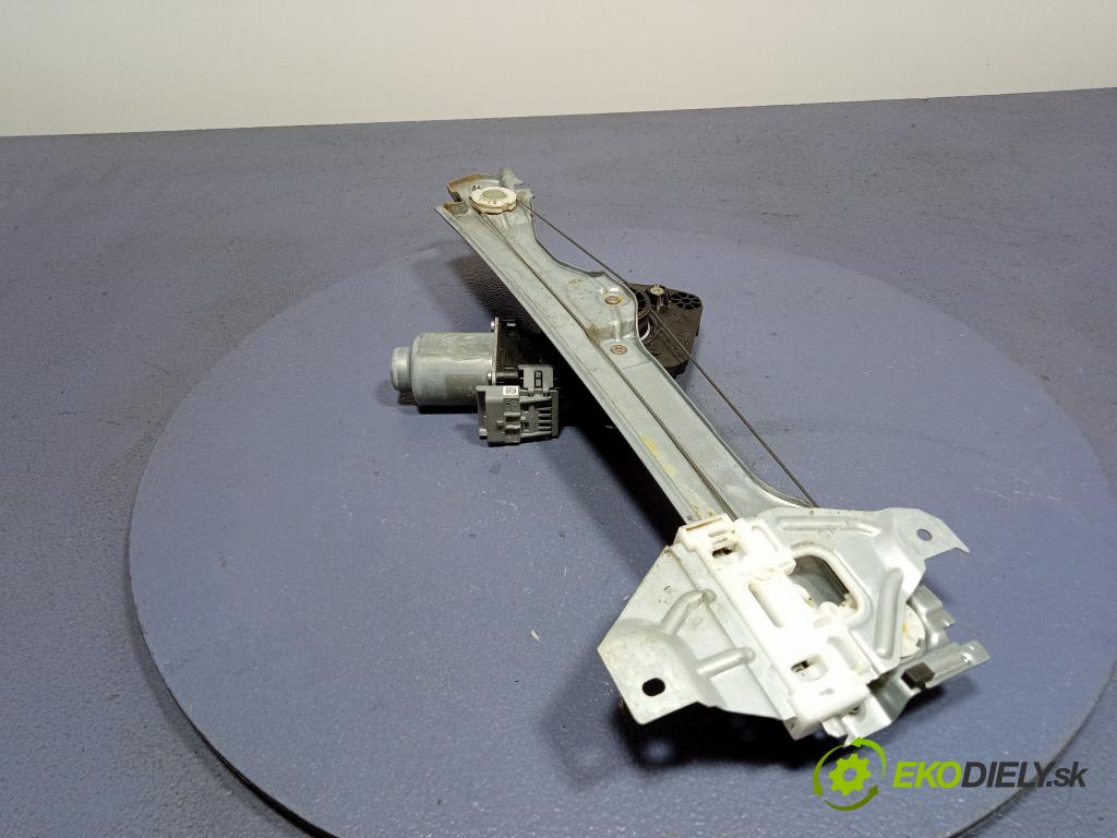 Citroen C4 2015 mechanismus stahování Sklenka: Zad: Levý: 9802523780