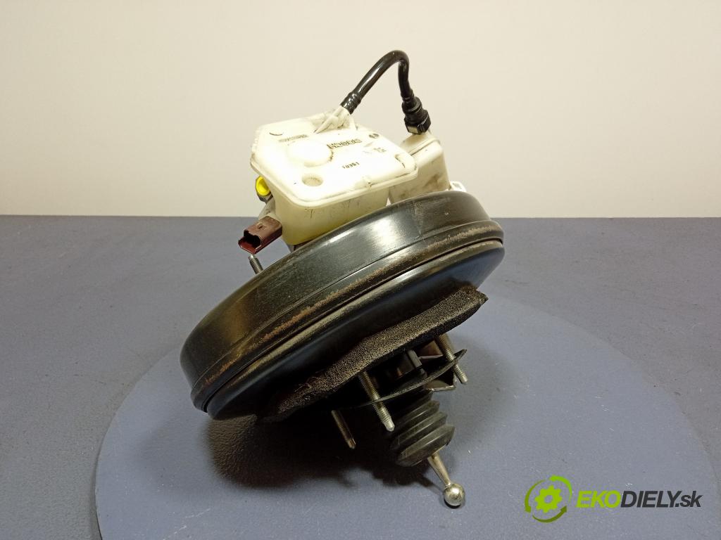 Citroen C4 2015 servo Brzdní: 9674749280