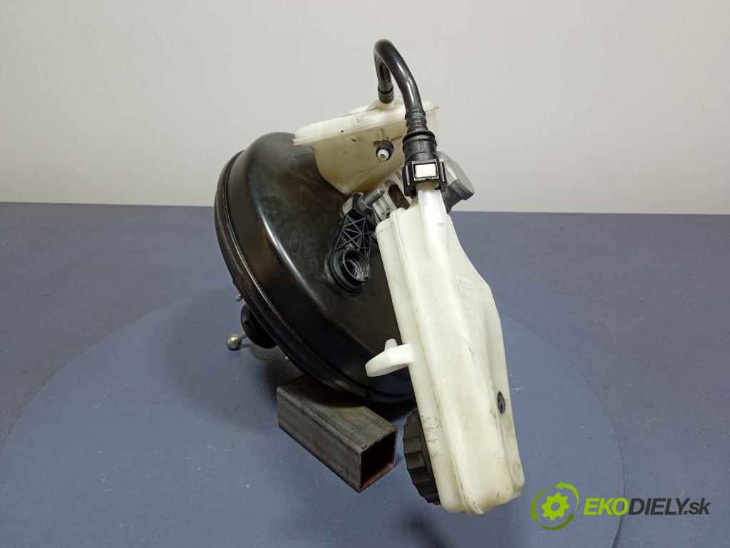 Citroen C4 2015 servo Brzdní: 9674749280