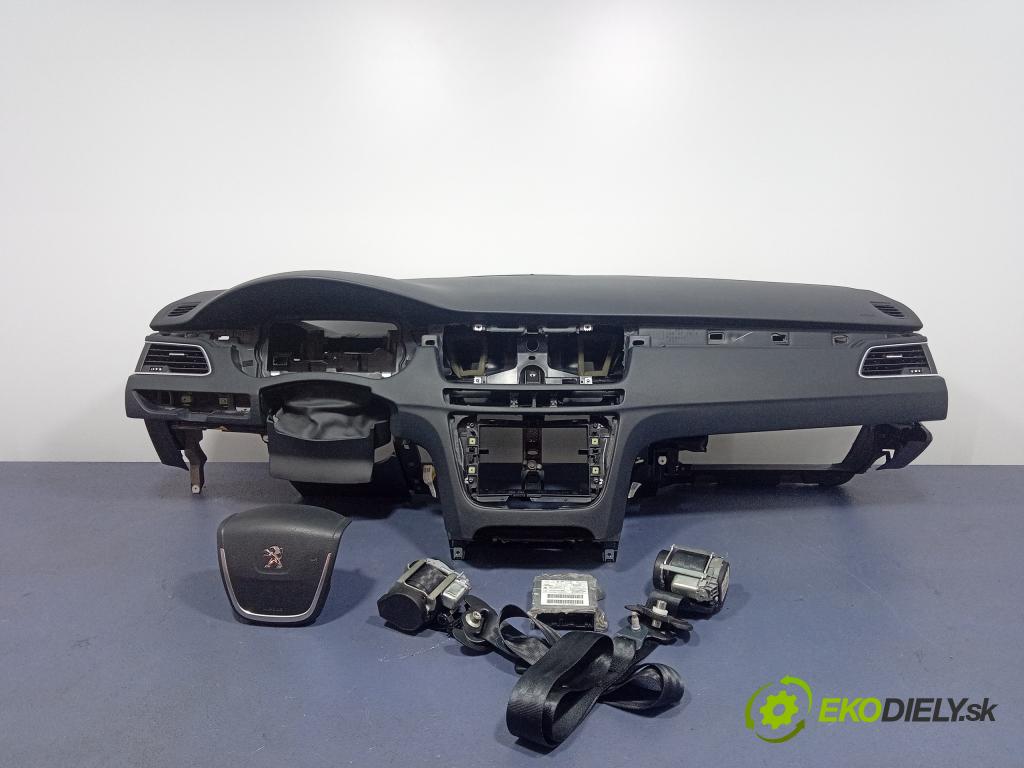 Peugeot 508 2017 kokpit,pristrojová doska 9688550677