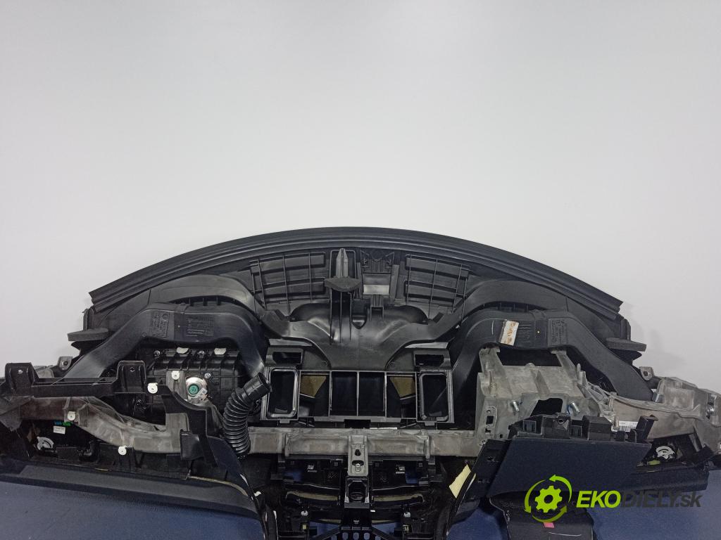 Peugeot 508 2017 kokpit,pristrojová doska 9688550677