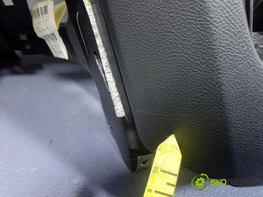 Peugeot 508 2017 kokpit,pristrojová doska 9688550677