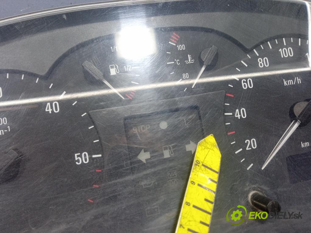 Opel Movano 2001 prístrojovka/ budíky P8200032767