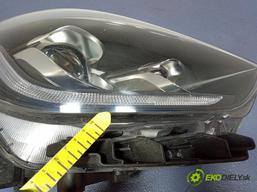 Kia Niro 2021 Reflektor: v pravo: 92102-G5