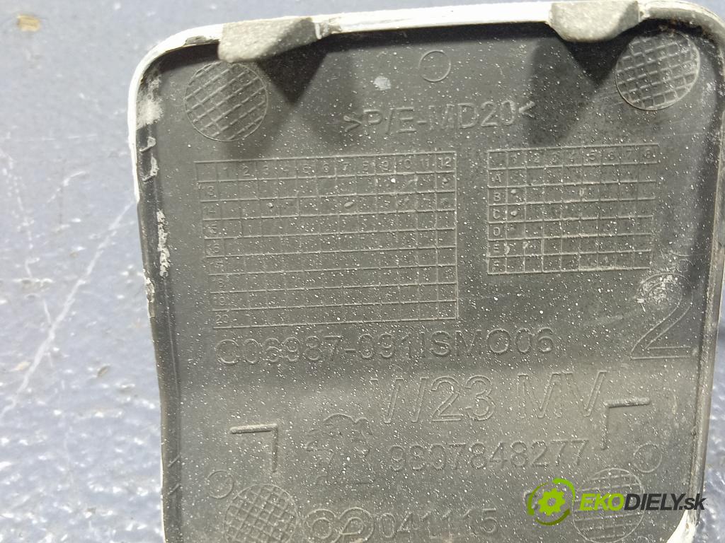 Peugeot 508 2017 nárazník Zad: 9807848277