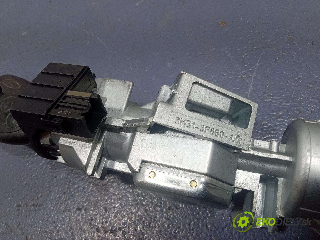Ford Focus 2005 riadiaca jednotka Motor: 5M5112A650UA