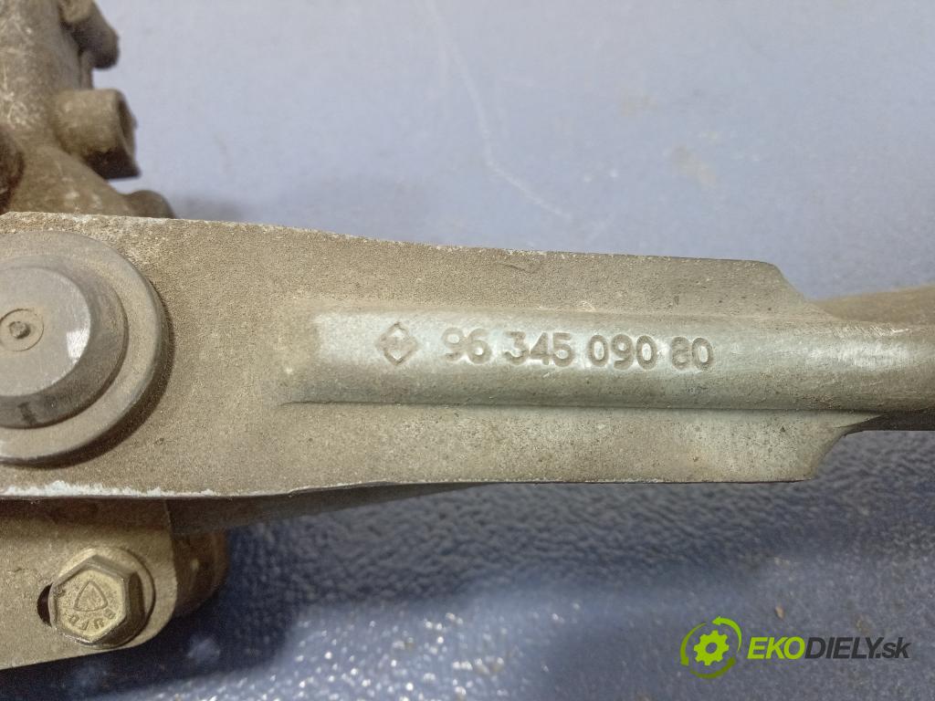 Peugeot 307 2003 mechanismus motorek Stěrače: před 9634509080