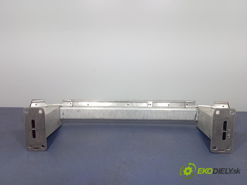 Audi Q7 0 výztuha narazník před 4M0807109C