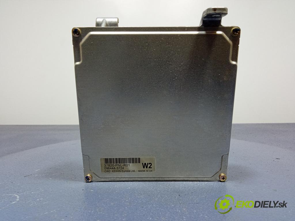 Honda Cr-v 2003 riadiaca jednotka Motor: 37820-PNL-R01