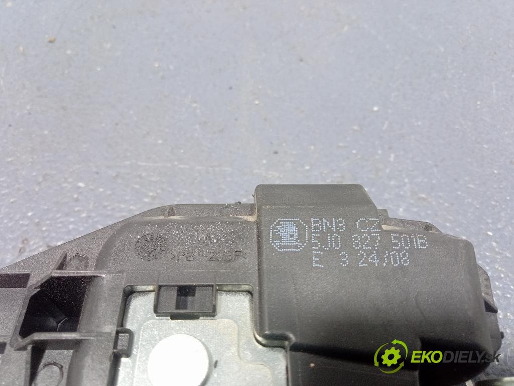 Skoda Fabia 2008 zámek Klapky: kufr 5J0827501B