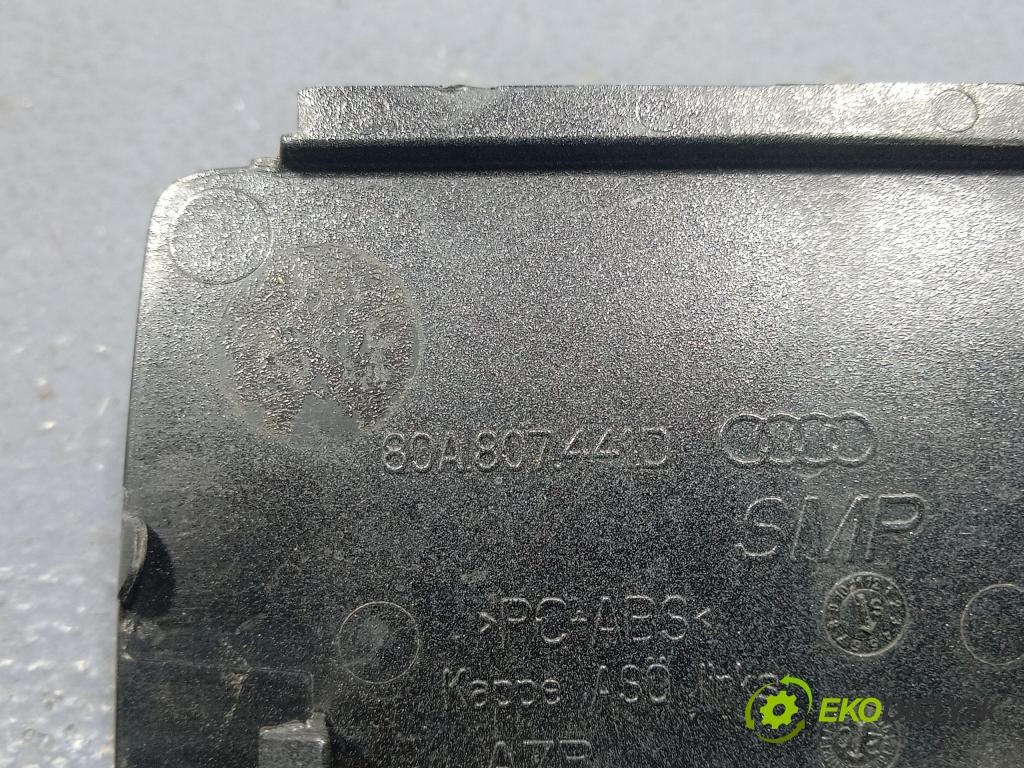 Audi Q5 0 nárazník Zad: 80A807441D