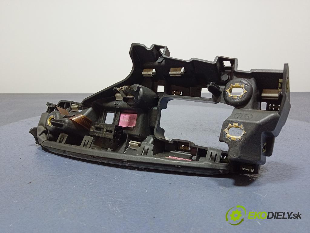 Audi A7 2022 kokpit,pristrojová doska 4K1857735