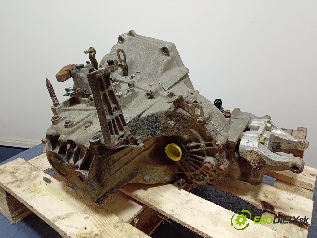 Honda Cr-v 2003 prevodovka Manualna Z2M1