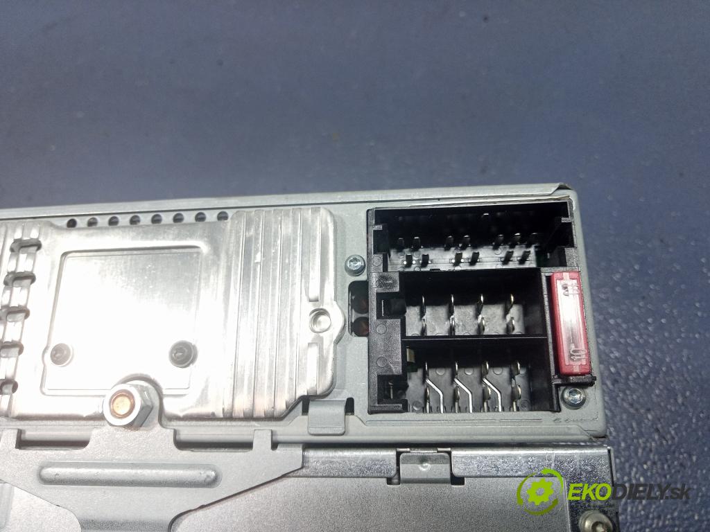 Opel Vectra 2003 Radio I Navigácia: 13138250