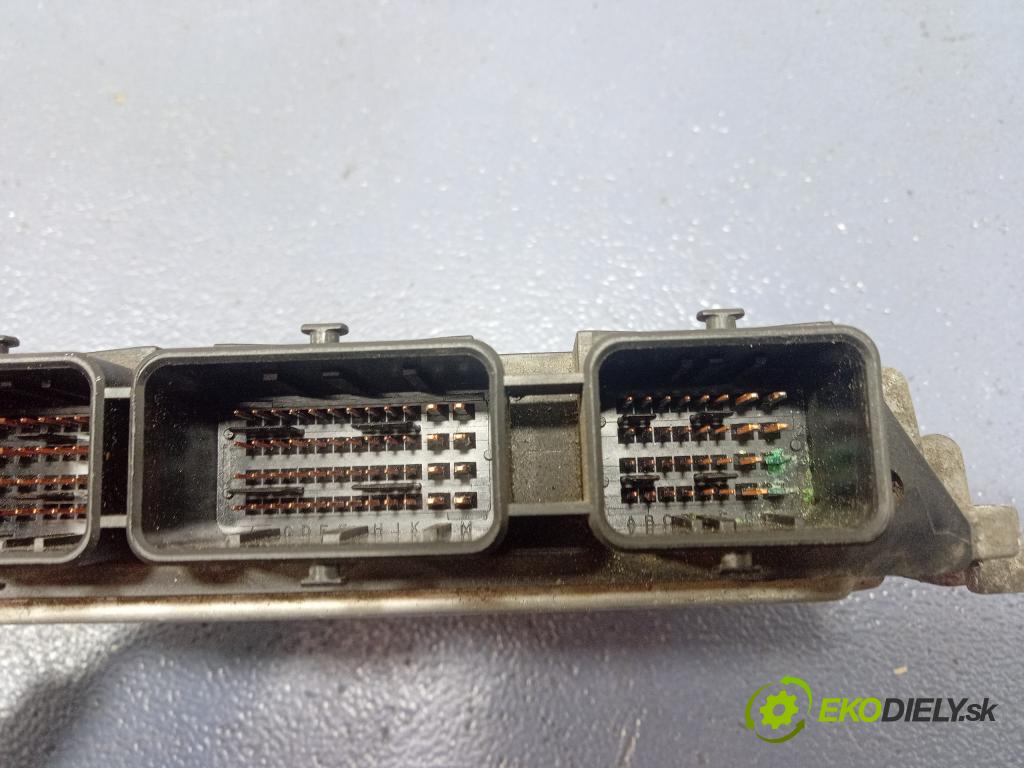 Citroen Xsara picasso 2004 riadiaca jednotka Motor: 0281011392
