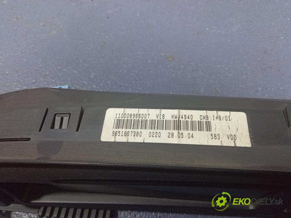 Citroen Xsara picasso 2004 prístrojovka/ budíky 9651667380