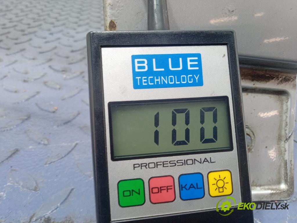 Opel Vectra 2003 blatnik před Levý: 01