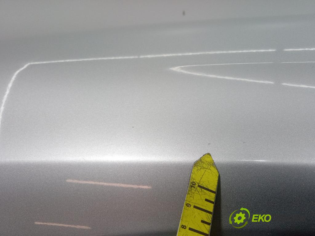 Opel Vectra 2003 blatnik před Levý: 01