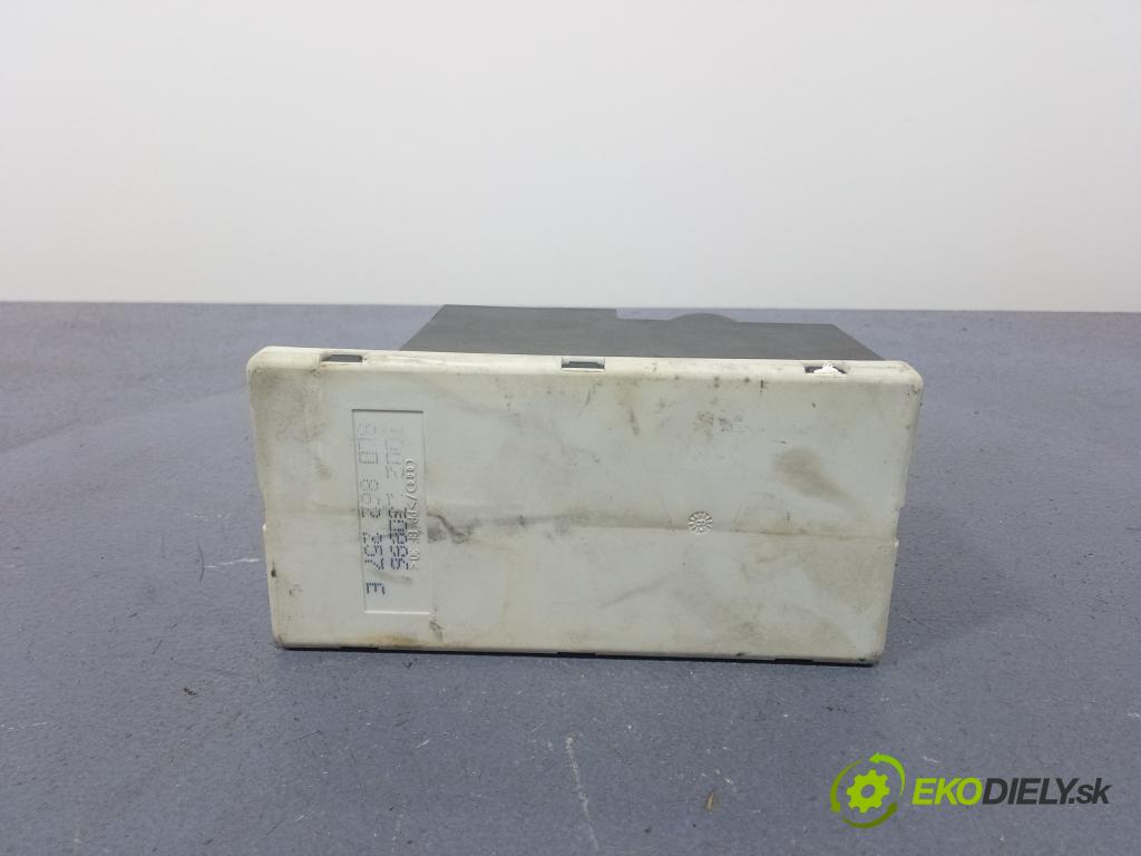 Audi A4 1996 pompa Centrálny: Zámok: 8L0862257E