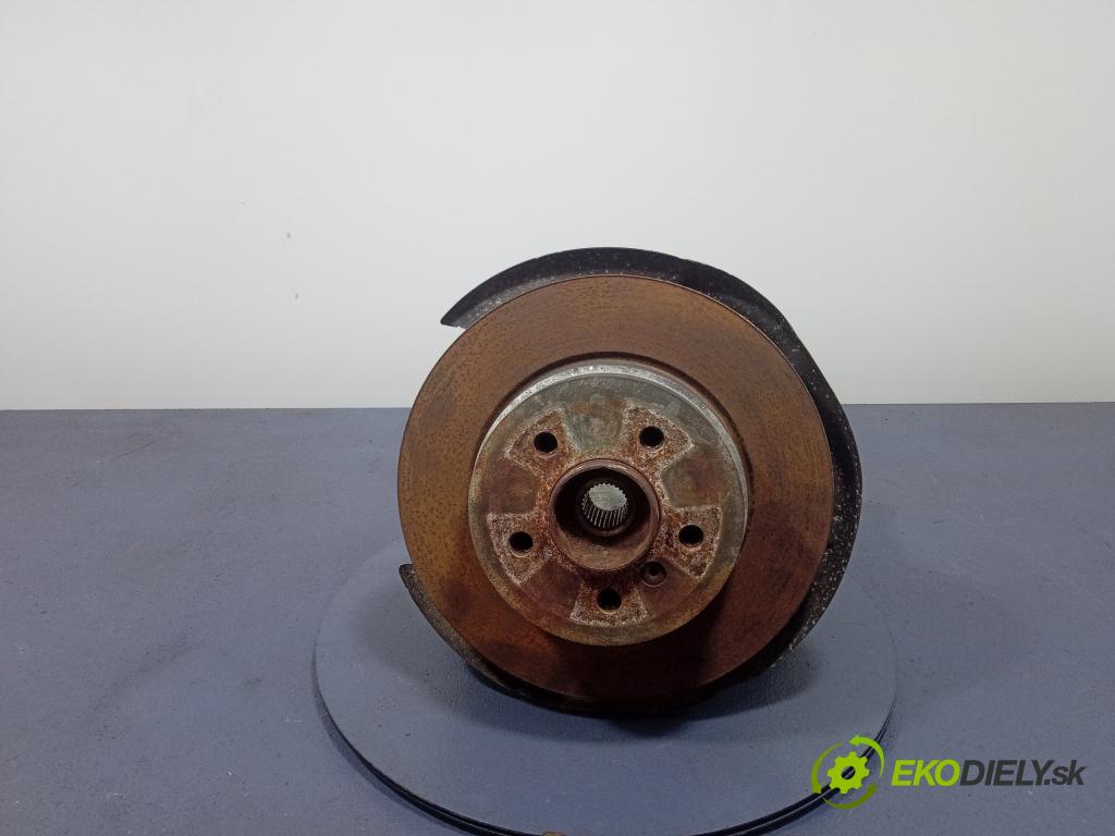 Bmw X6 2012 náboj ľavá 01