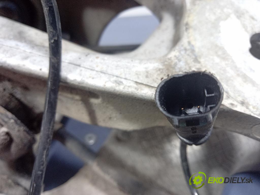 Bmw X6 2012 náboj ľavá 01