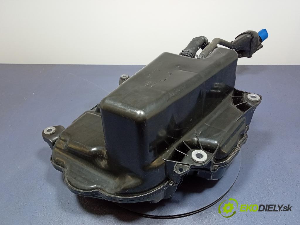 Audi A7 2022 Nádrž: AdBlue: 4K0131878