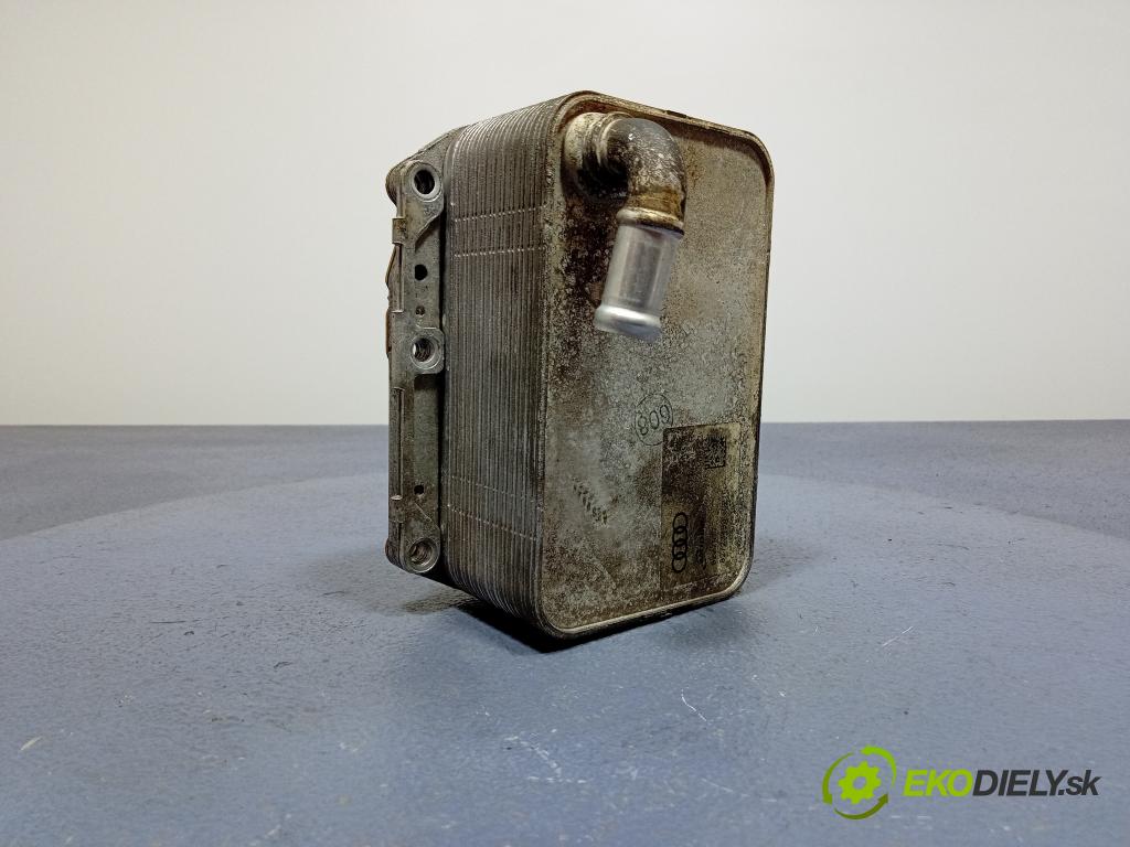 Audi A7 2022 chladič oleja 059117015R