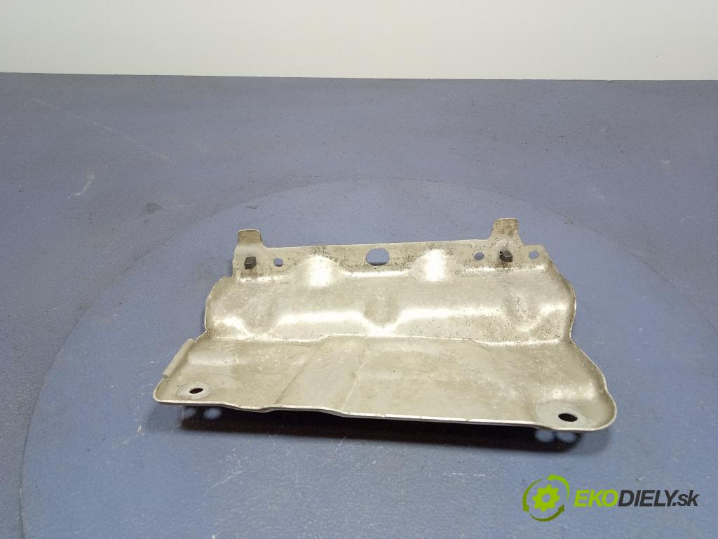 Audi A7 2022 výztuha narazník Zad: 4K0807329