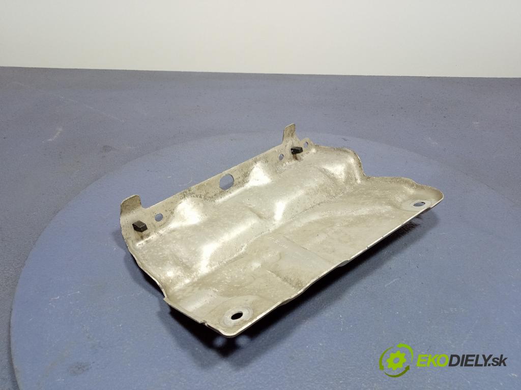 Audi A7 2022 výztuha narazník Zad: 4K0807329