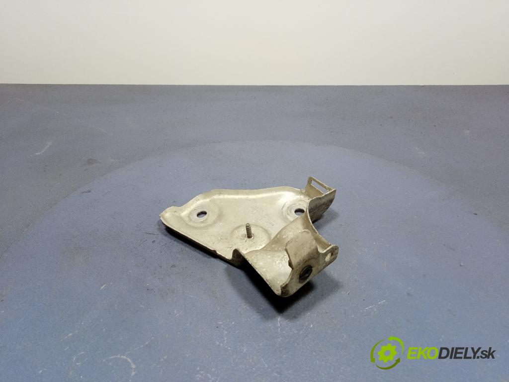 Audi A7 2022 výztuha narazník Zad: 4K0807330