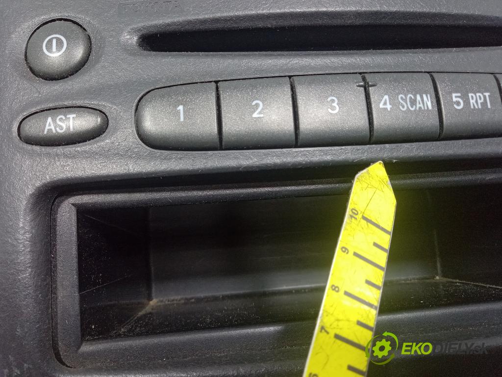 Toyota Yaris verso 2005 Radio I Navigácia: 86120-52260