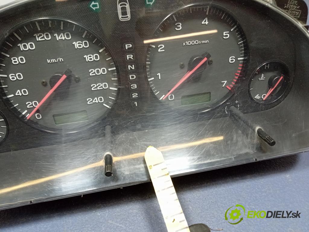 Subaru Legacy 2000 prístrojovka/ budíky 85012AE23