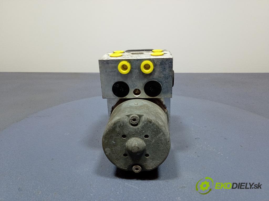 Audi A4 1999 čerpadlo ABS x 8E0614111B