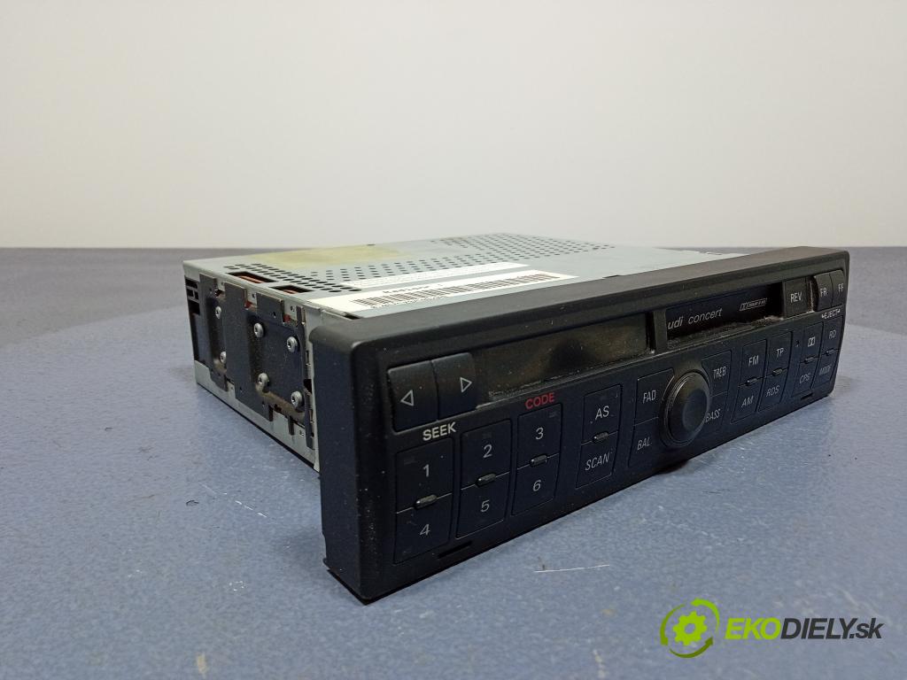 Audi A4 1999 Radio I Navigácia: 4B0035186C