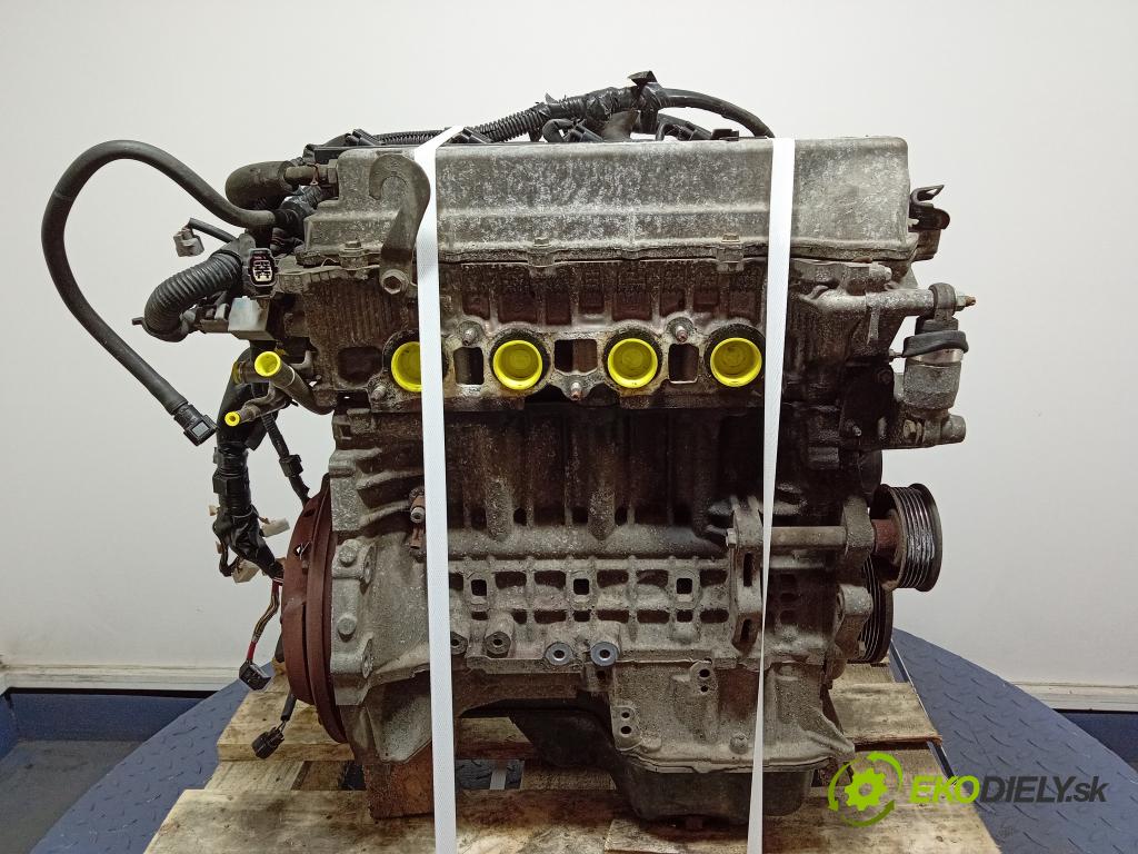Toyota Corolla 2002 motor Benzín: 4ZZFE