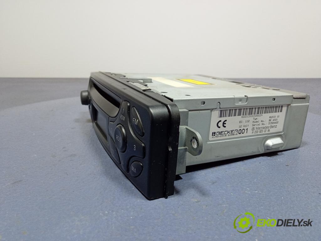 Mercedes C-klasa 2003 Radio I Navigácia: A2038202286