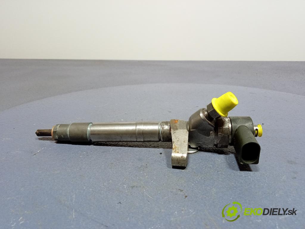 Mercedes C-klasa 2003 vstrek A6110701387