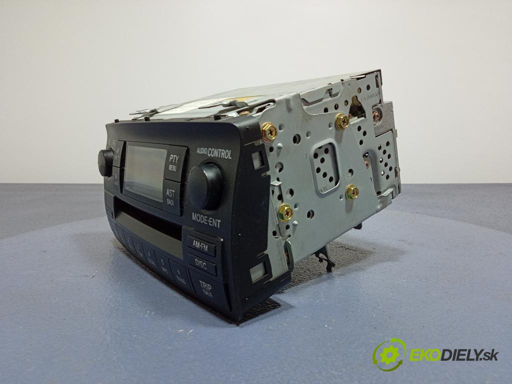Toyota Corolla 2002 Radio I Navigace: 86120-02260