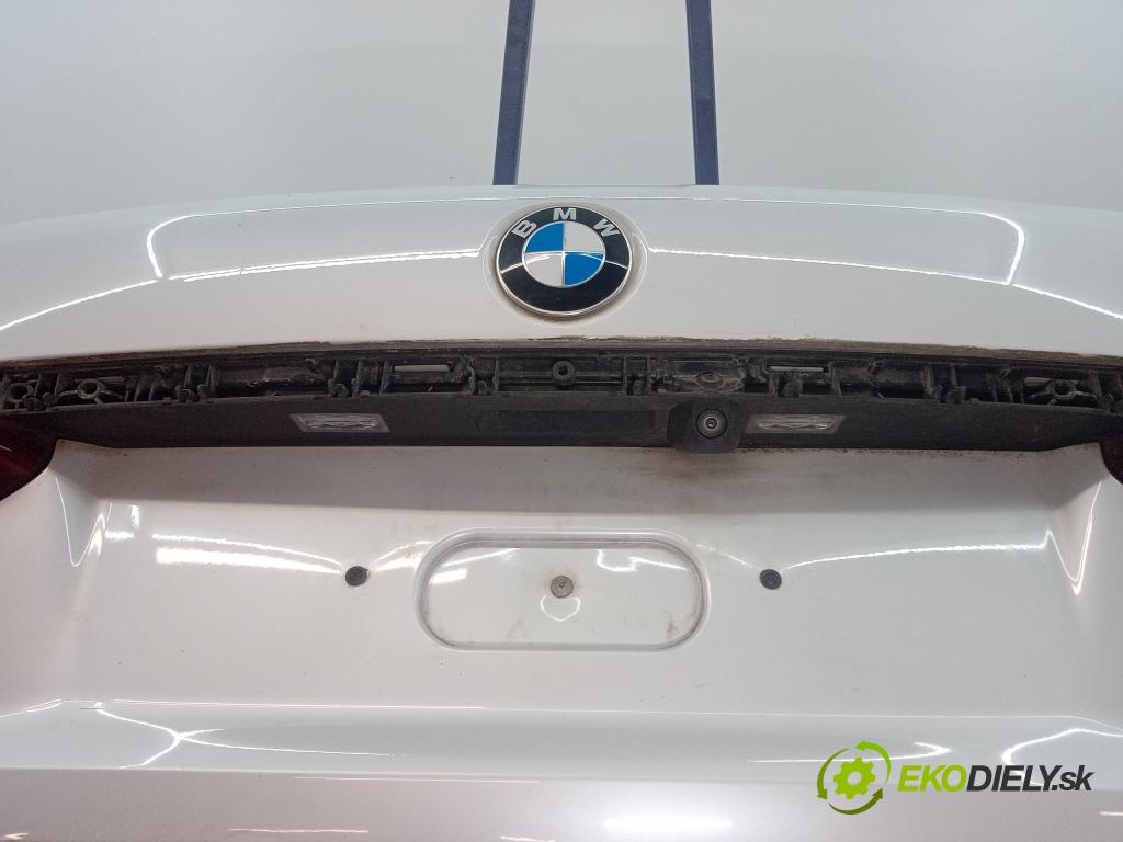 Bmw Seria 7 2016 zadna dveře kufra: kufra: 01