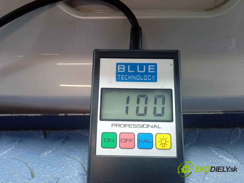 Bmw Seria 7 2016 zadna dveře kufra: kufra: 01