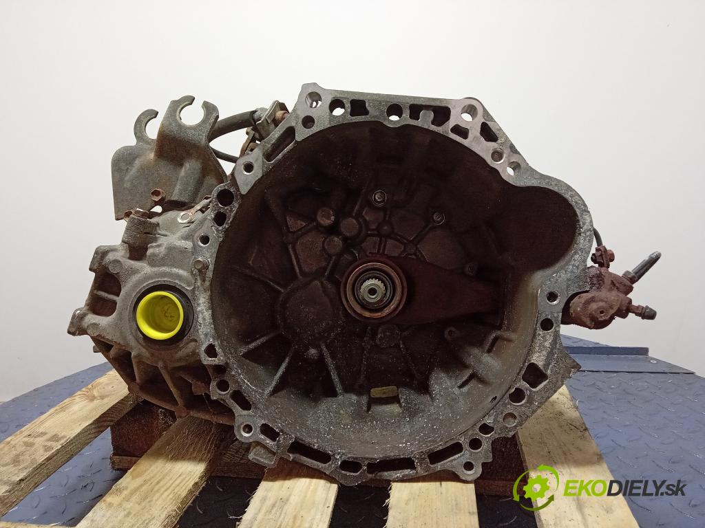 Toyota Corolla 2002 prevodovka Manualna 01