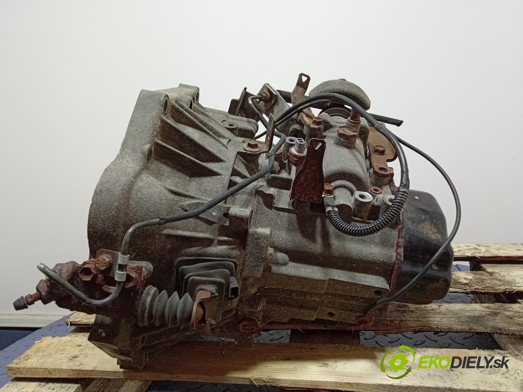 Toyota Corolla 2002 prevodovka Manualna 01