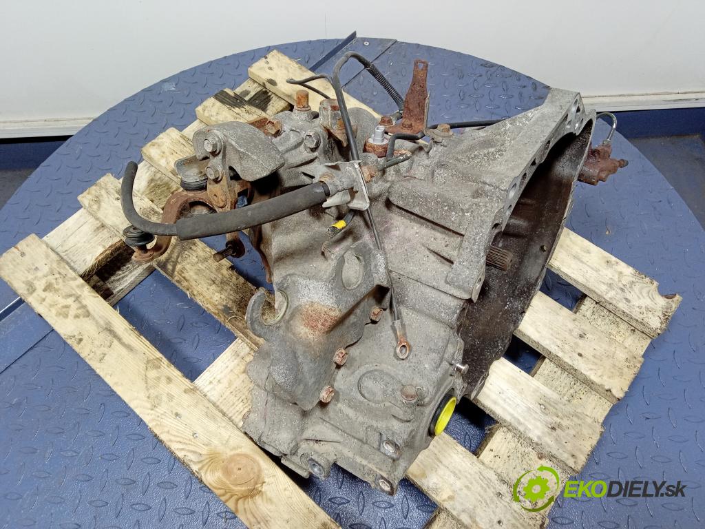 Toyota Corolla 2002 prevodovka Manualna 01