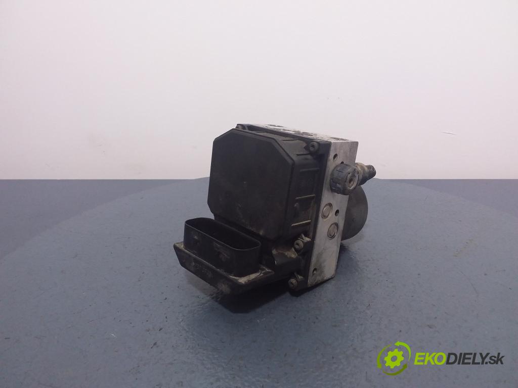 Audi A4 2002 čerpadlo ABS x 8E0614517