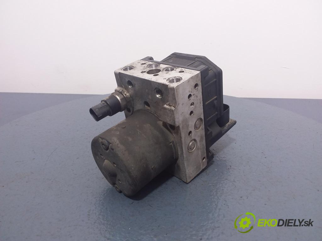 Audi A4 2002 čerpadlo ABS x 8E0614517