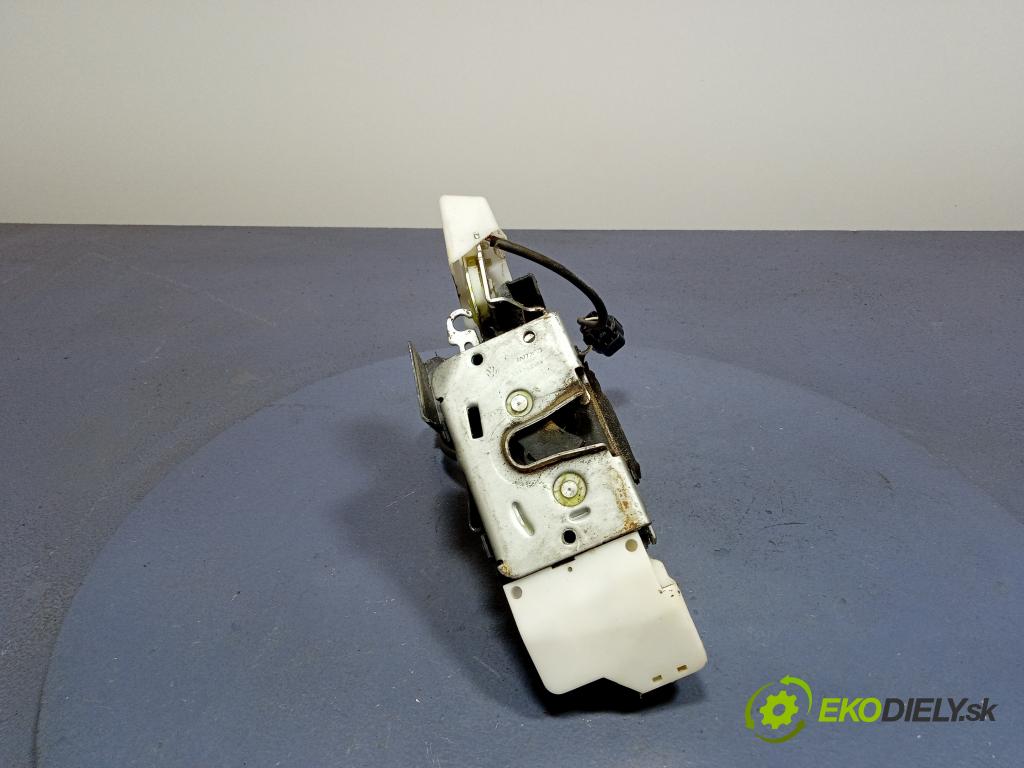 Vw Fox 2005 zámek dveře před Levý: 5Z3837013C